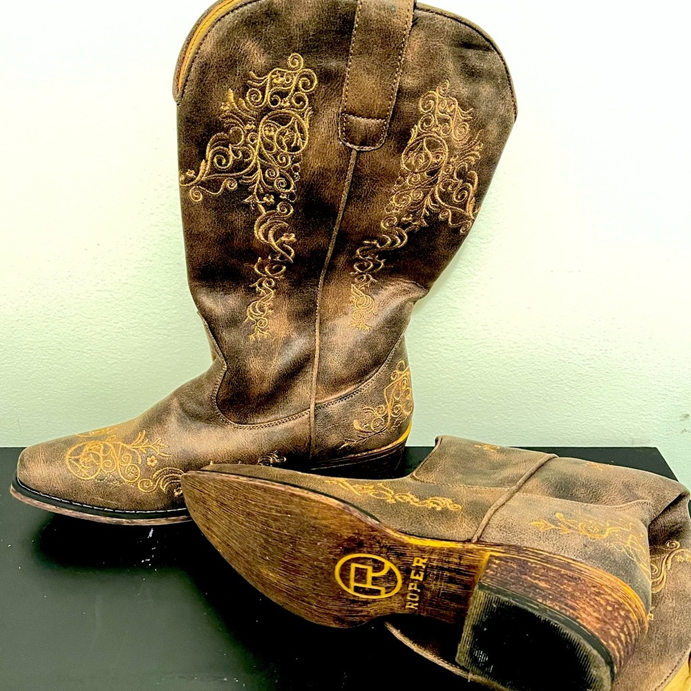 Women Boots